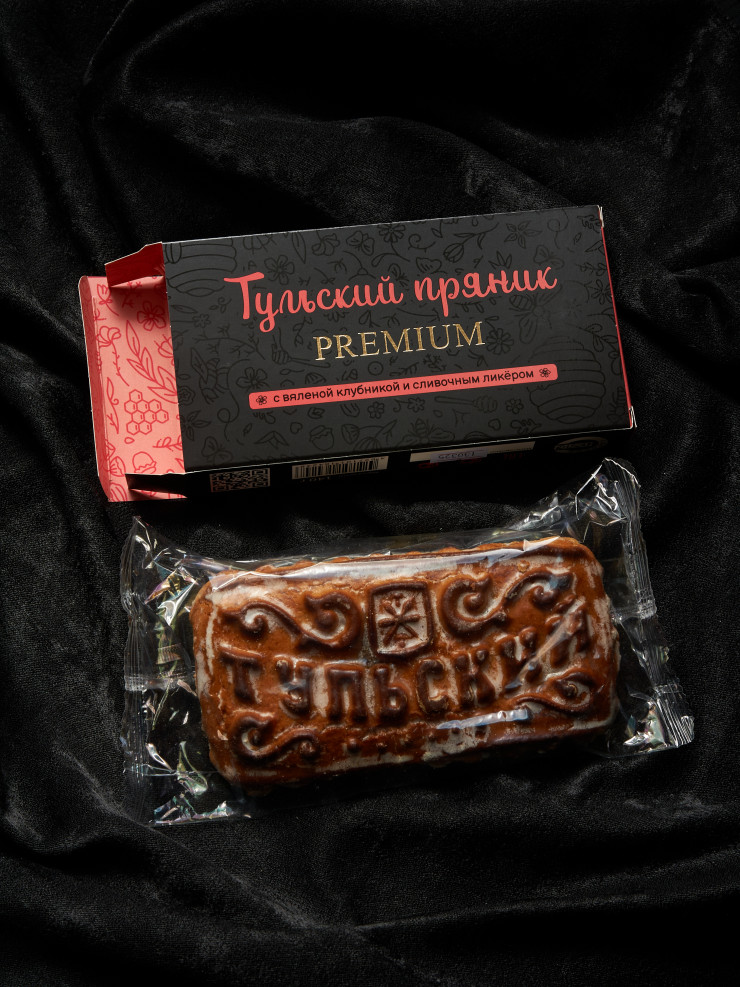 Тульский пряник "С вяленой клубникой и сливочным ликером" 140 гр